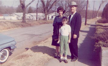 Bob Presser, wife Hara Lee, dau Janet