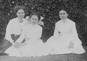 Sisters-Rena, Ina, Bess in Carney, OK No date