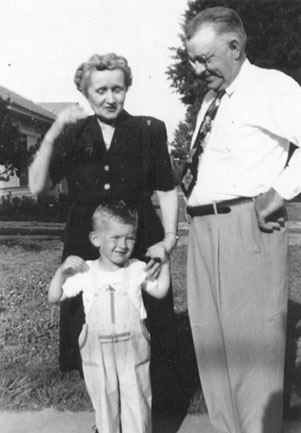Ina and Jack Wall, Stevie, cousin Margareta's boy 1950